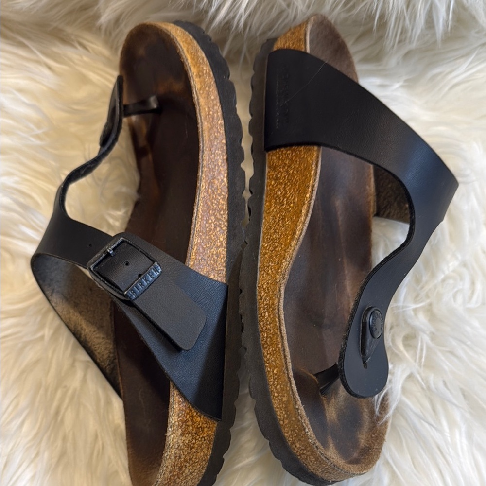 Birkenstock Black Sandals with Adjustable Straps and Contoured Footbed size 39 - Picture 6 of 7